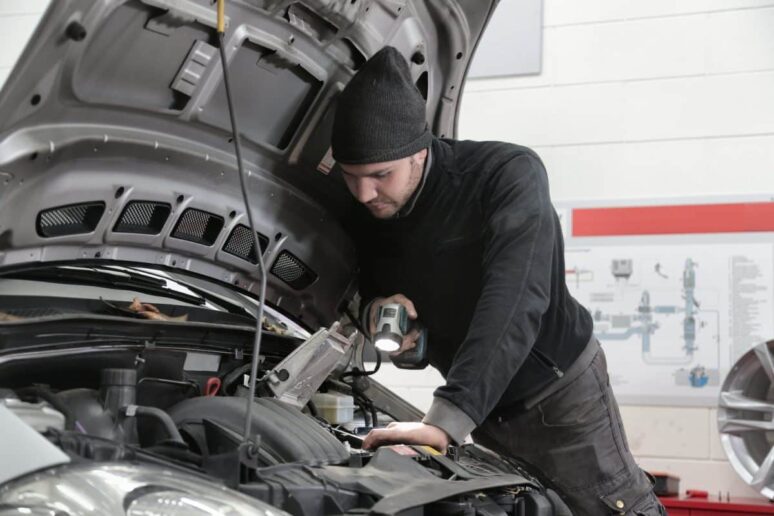 Quelques conseils pour bien entretenir son véhicule - Antoine le Pilote