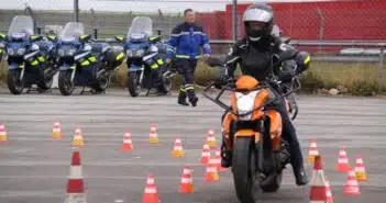 Casque classique un pilier indémodable de la sécurité à deux roues