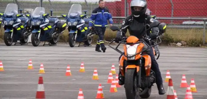 Casque classique un pilier indémodable de la sécurité à deux roues