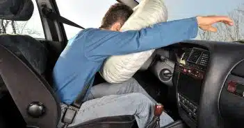 Comment réinitialiser le voyant Airbag