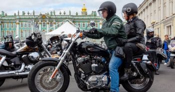 Motards : bien s’équiper pour affronter la piste