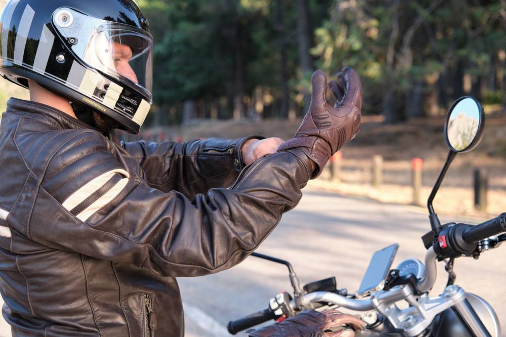 veste cuir ou textile moto